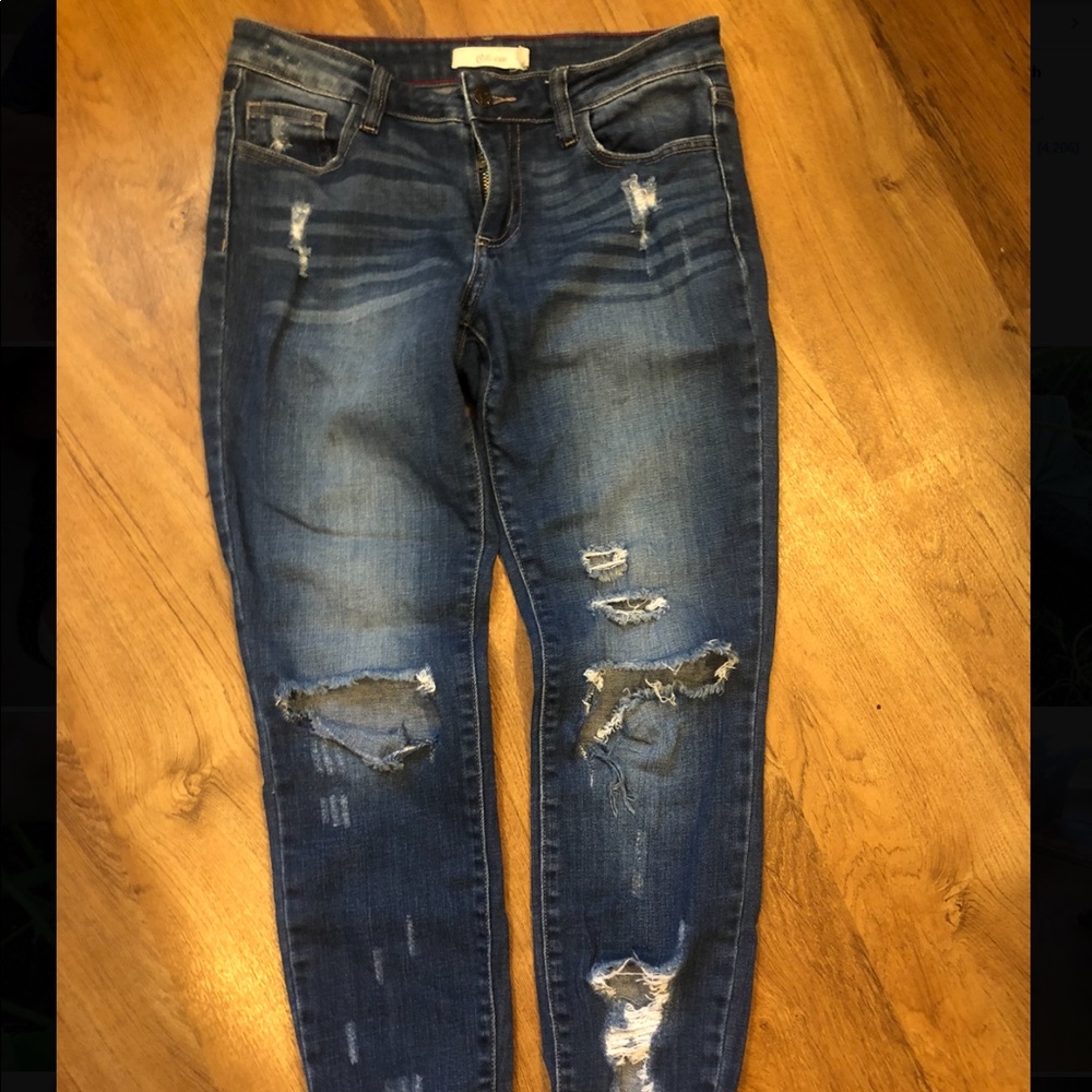 Size 3 distressed jeans in GUC.